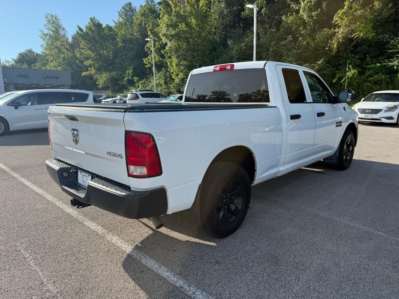 Ram 1500 Vehicle Full-screen Gallery Image 7