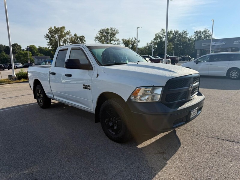 Ram 1500 Vehicle Full-screen Gallery Image 8