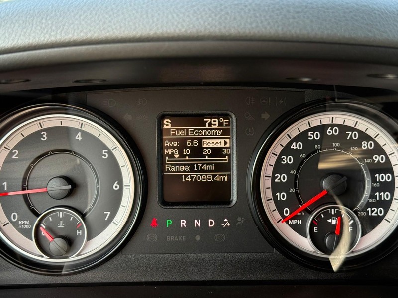 Ram 1500 Vehicle Full-screen Gallery Image 16