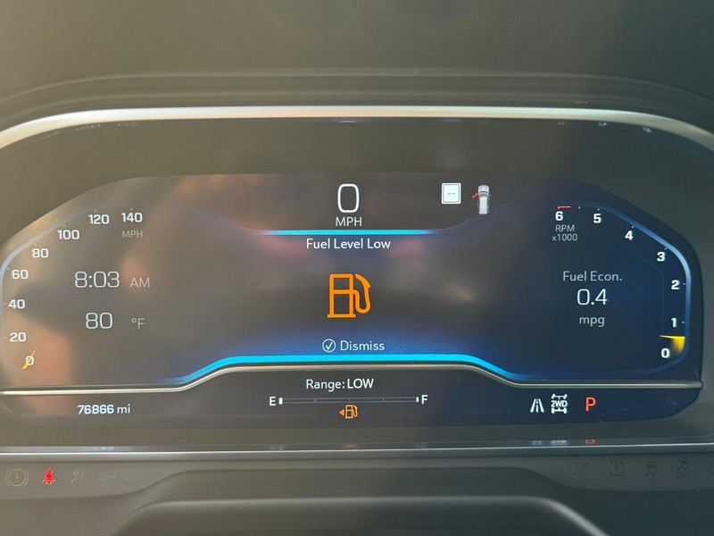 Chevrolet Tahoe Vehicle Full-screen Gallery Image 19