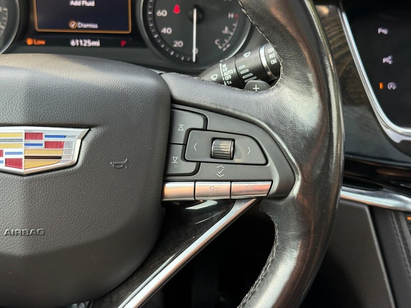 Cadillac XT6 Vehicle Full-screen Gallery Image 20