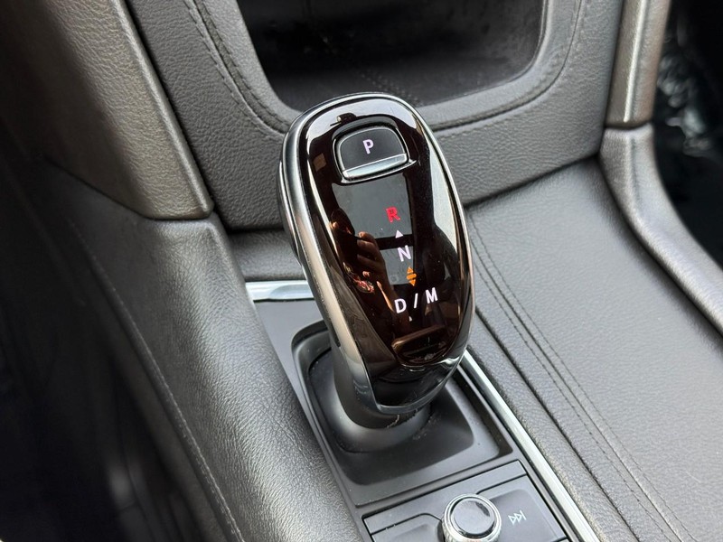 Cadillac XT6 Vehicle Full-screen Gallery Image 22