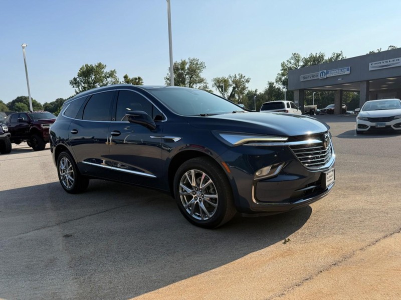 Buick Enclave Vehicle Full-screen Gallery Image 8