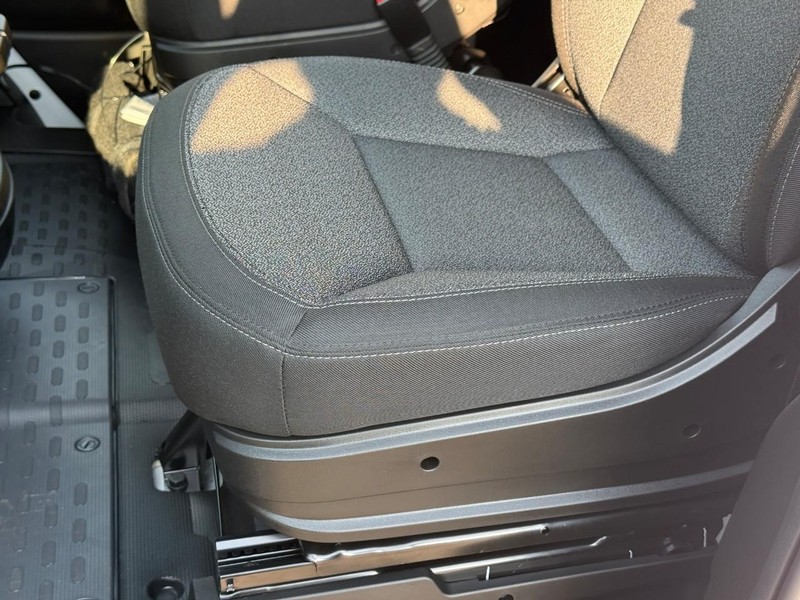 Ram ProMaster Cargo Van Vehicle Full-screen Gallery Image 9