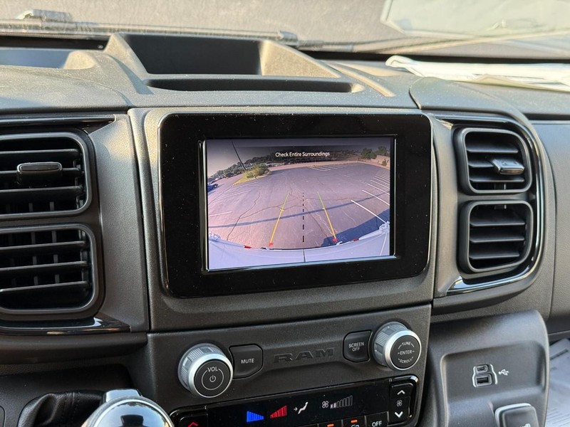 Ram ProMaster Cargo Van Vehicle Full-screen Gallery Image 12
