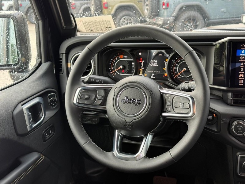 Jeep Wrangler Vehicle Image 09