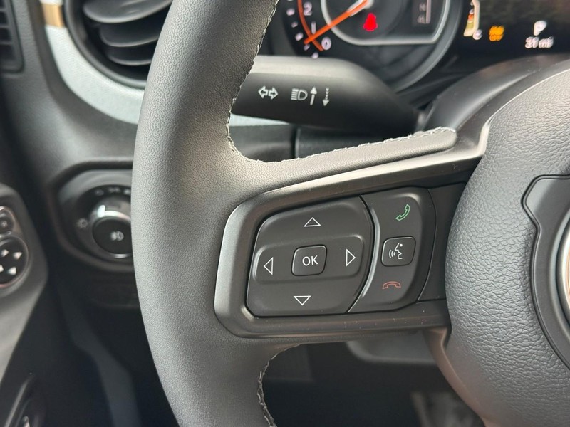Jeep Wrangler Vehicle Image 15