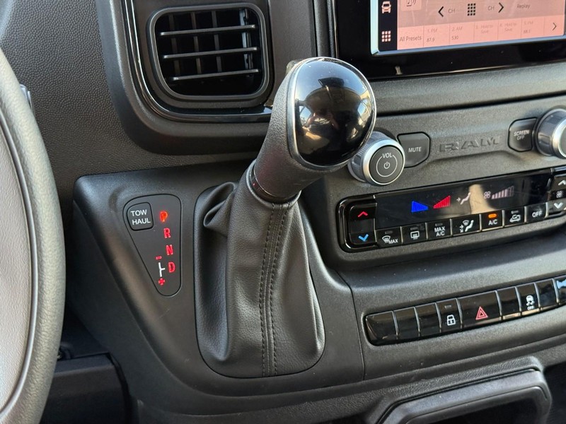 Ram ProMaster Cargo Van Vehicle Image 17