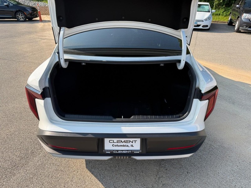 Kia K4 Vehicle Image 07