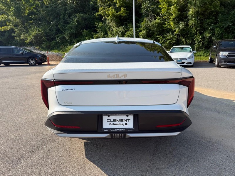 Kia K4 Vehicle Image 08