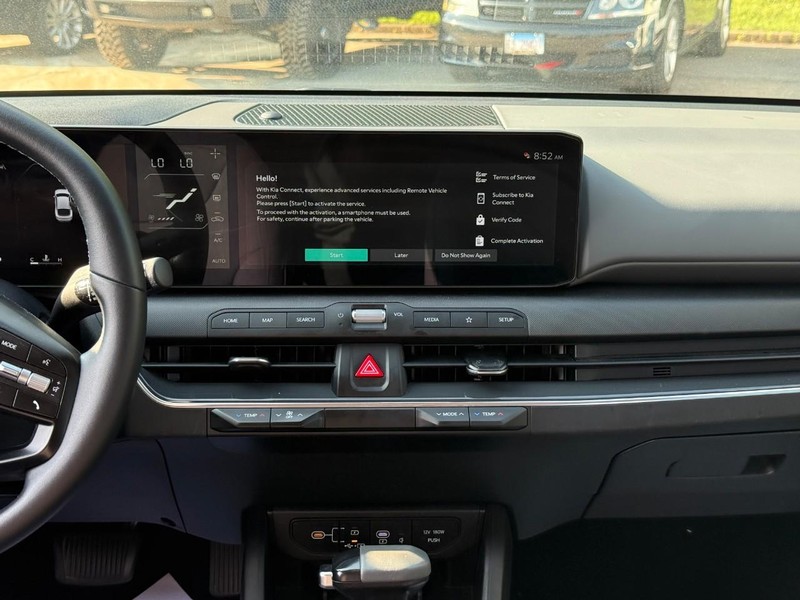 Kia K4 Vehicle Image 16