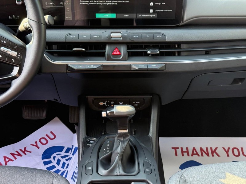 Kia K4 Vehicle Image 17