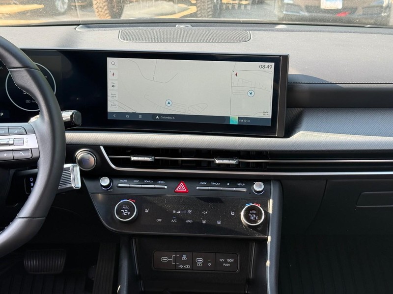 Hyundai Sonata Vehicle Image 16