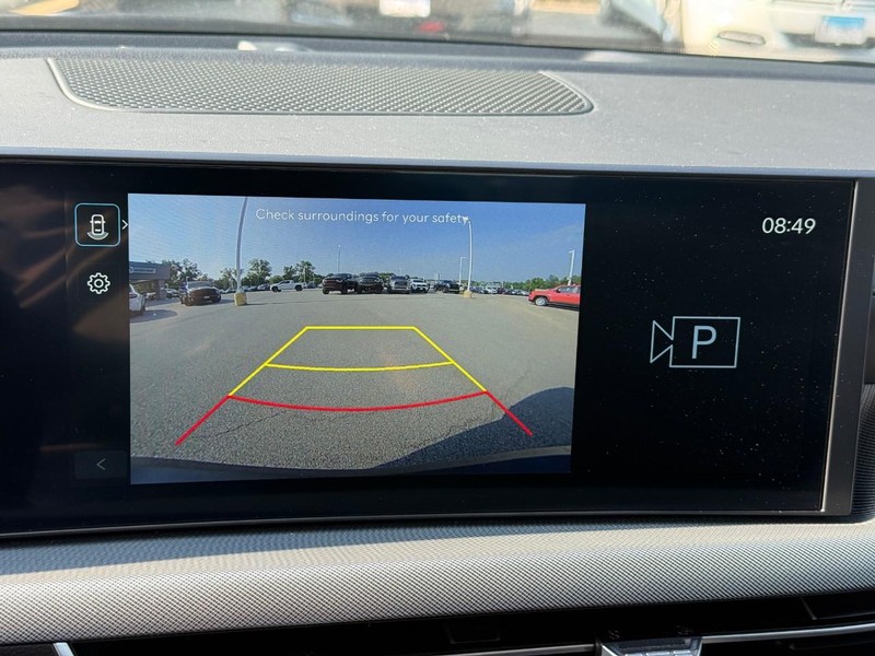 Hyundai Sonata Vehicle Image 25