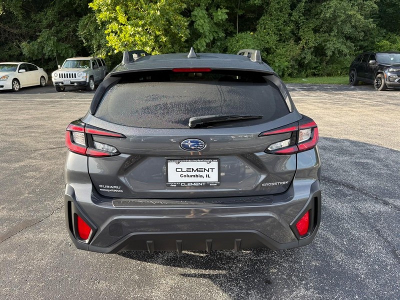 Subaru Crosstrek Vehicle Image 09