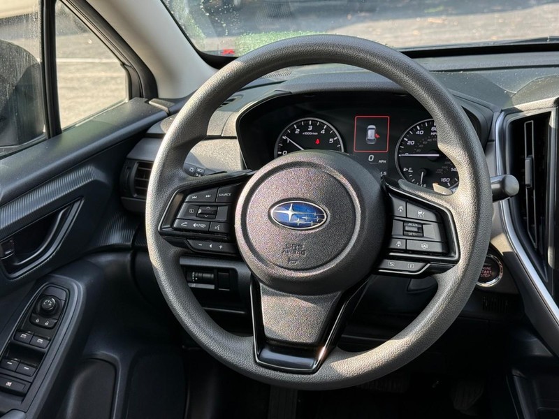 Subaru Crosstrek Vehicle Image 16