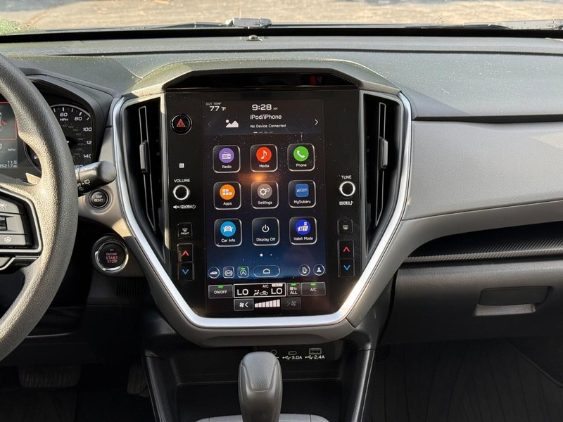 Subaru Crosstrek Vehicle Image 17
