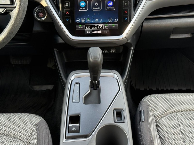 Subaru Crosstrek Vehicle Image 18