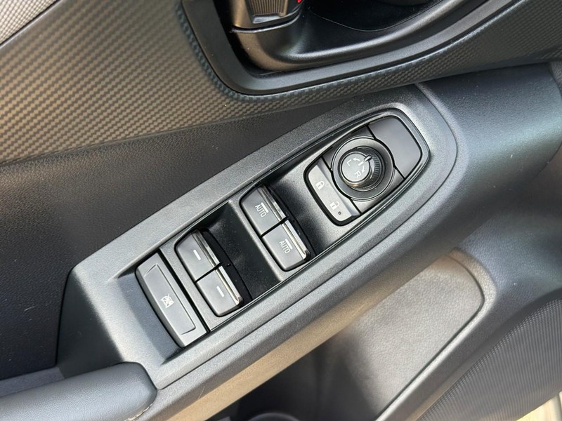 Subaru Crosstrek Vehicle Image 20