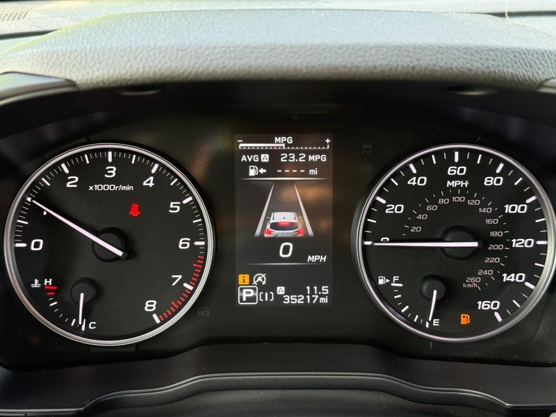 Subaru Crosstrek Vehicle Image 25