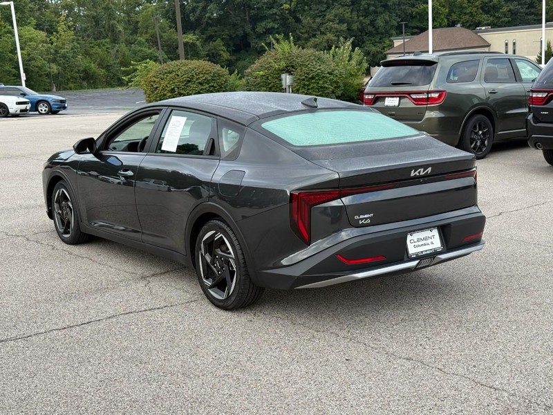 Kia K4 Vehicle Image 04
