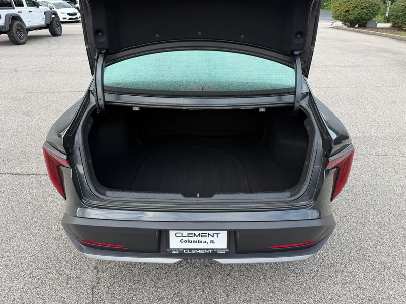 Kia K4 Vehicle Image 07