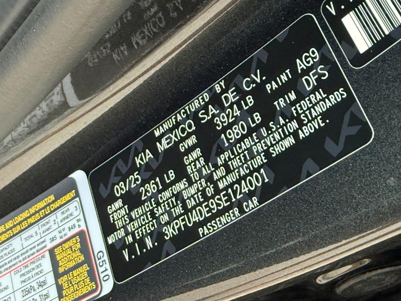 Kia K4 Vehicle Image 27