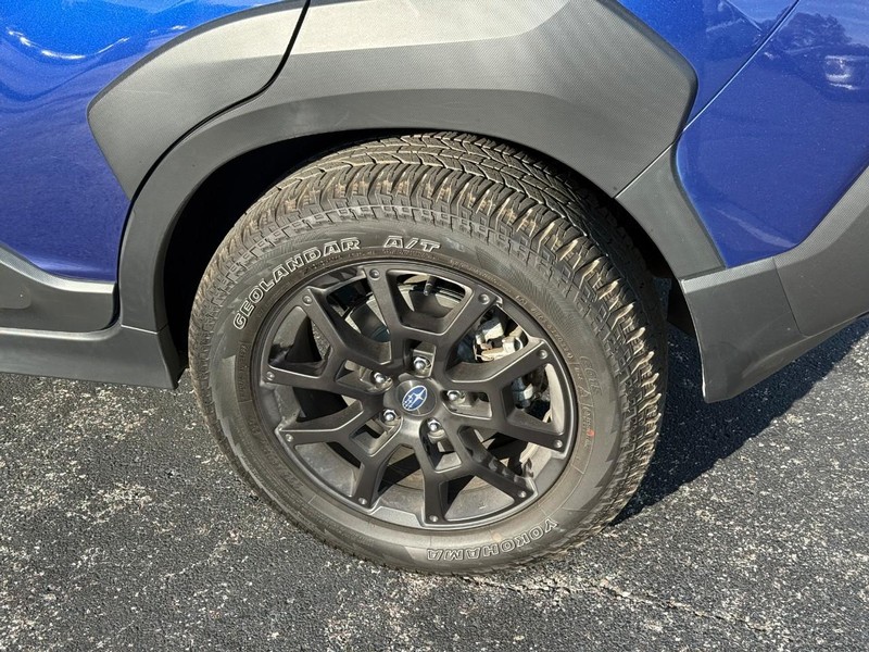 Subaru Crosstrek Vehicle Image 05