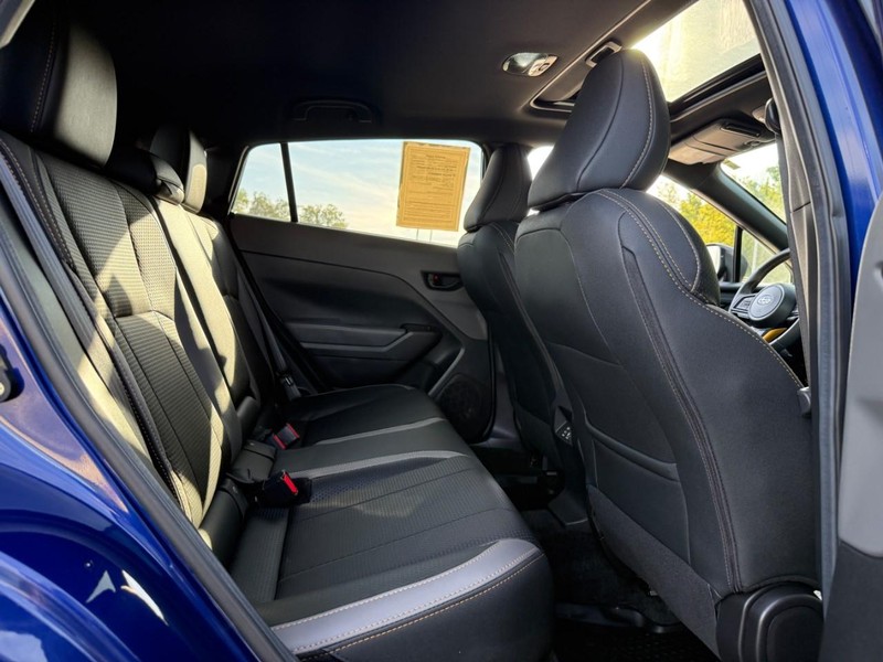 Subaru Crosstrek Vehicle Image 14