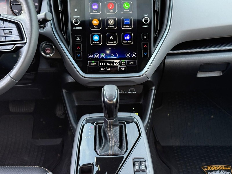 Subaru Crosstrek Vehicle Image 18