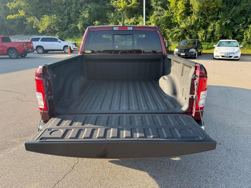 Ram 1500 Vehicle Full-screen Gallery Image 5