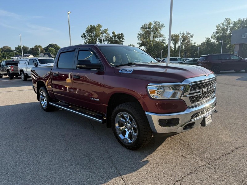 Ram 1500 Vehicle Full-screen Gallery Image 8