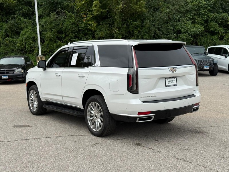 Cadillac Escalade Vehicle Image 03