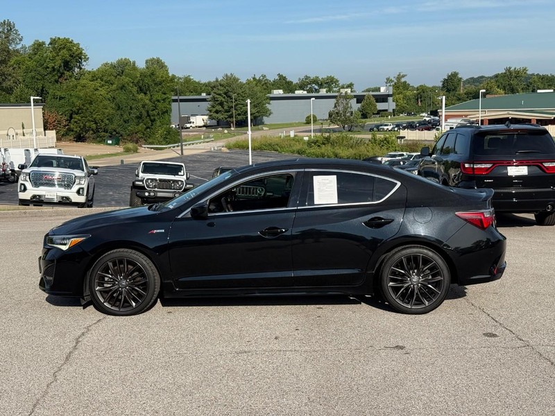 Acura ILX Vehicle Image 03