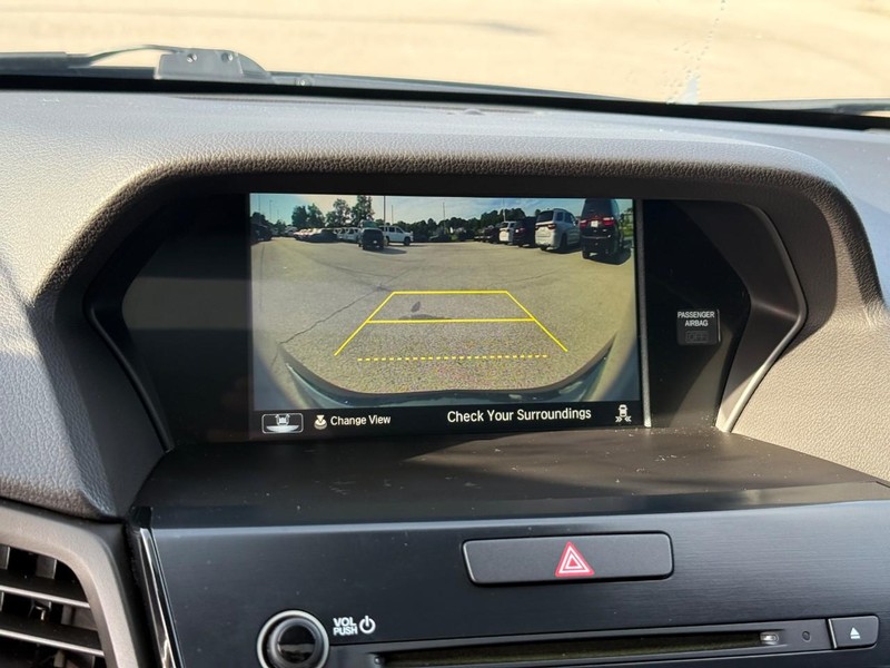 Acura ILX Vehicle Image 29