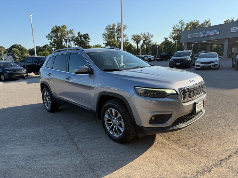 Jeep Cherokee Vehicle Full-screen Gallery Image 7