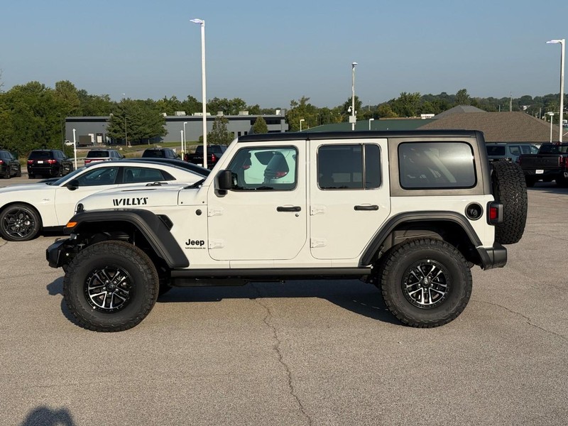Jeep Wrangler Vehicle Image 03