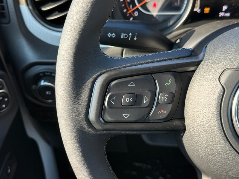Jeep Wrangler Vehicle Image 16