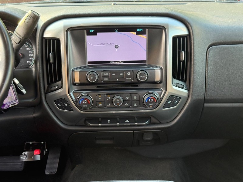 Chevrolet Silverado 1500 Vehicle Image 17