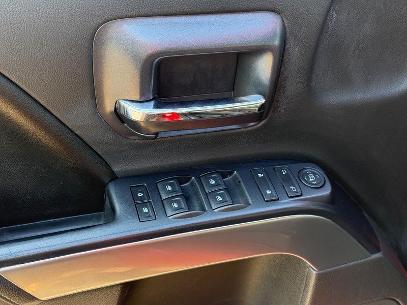Chevrolet Silverado 1500 Vehicle Image 18