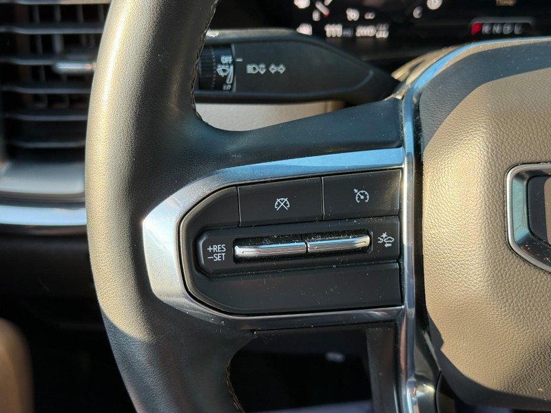 GMC Canyon Vehicle Image 22