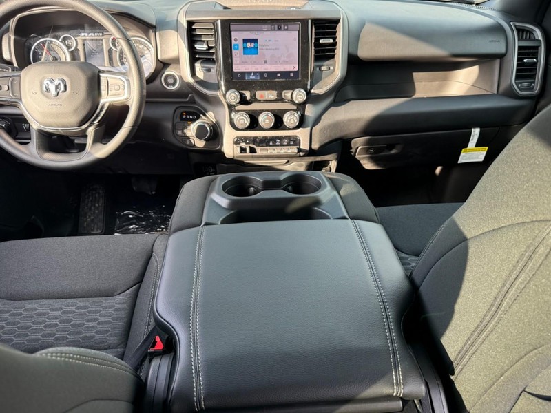 Ram 1500 Vehicle Image 08
