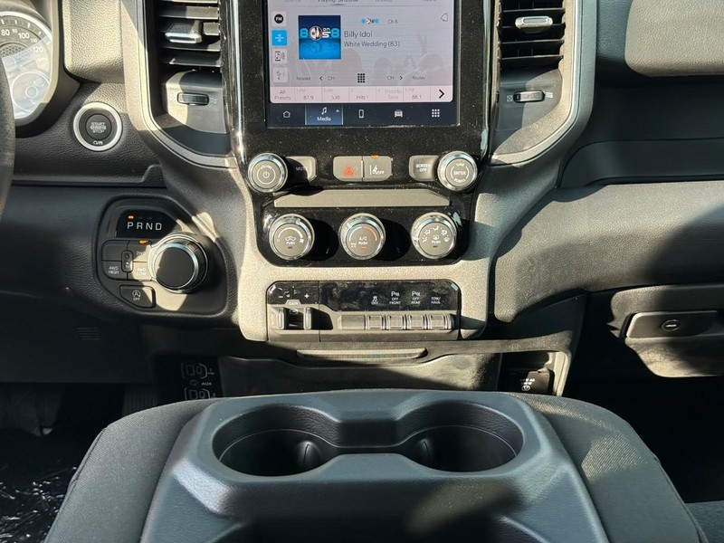 Ram 1500 Vehicle Image 12