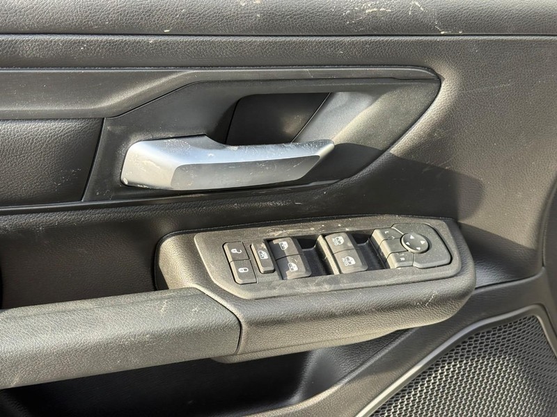 Ram 1500 Vehicle Image 13