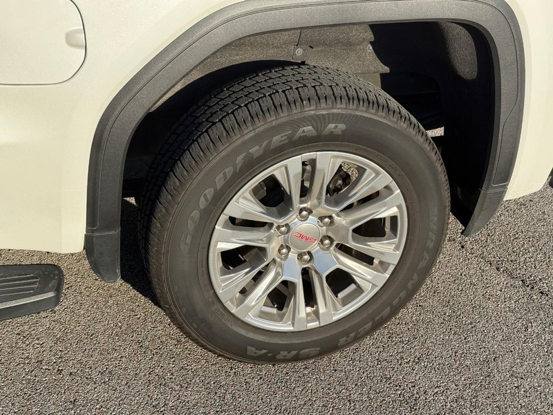 GMC Sierra 1500 Vehicle Image 05