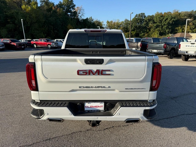 GMC Sierra 1500 Vehicle Image 08