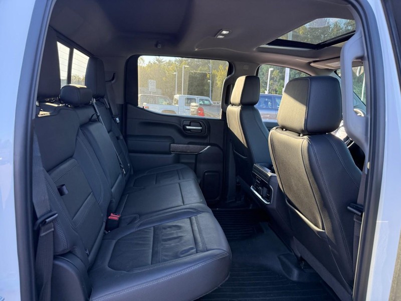 GMC Sierra 1500 Vehicle Image 12