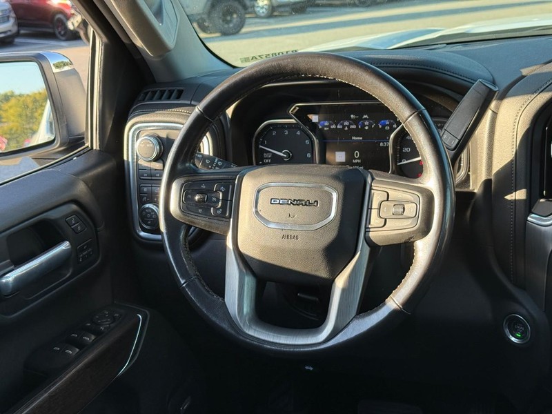 GMC Sierra 1500 Vehicle Image 14