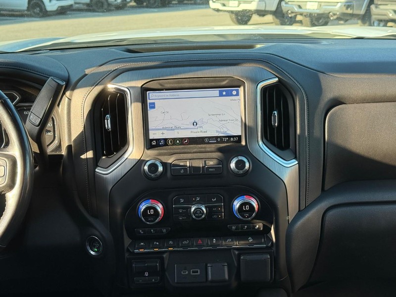 GMC Sierra 1500 Vehicle Image 15