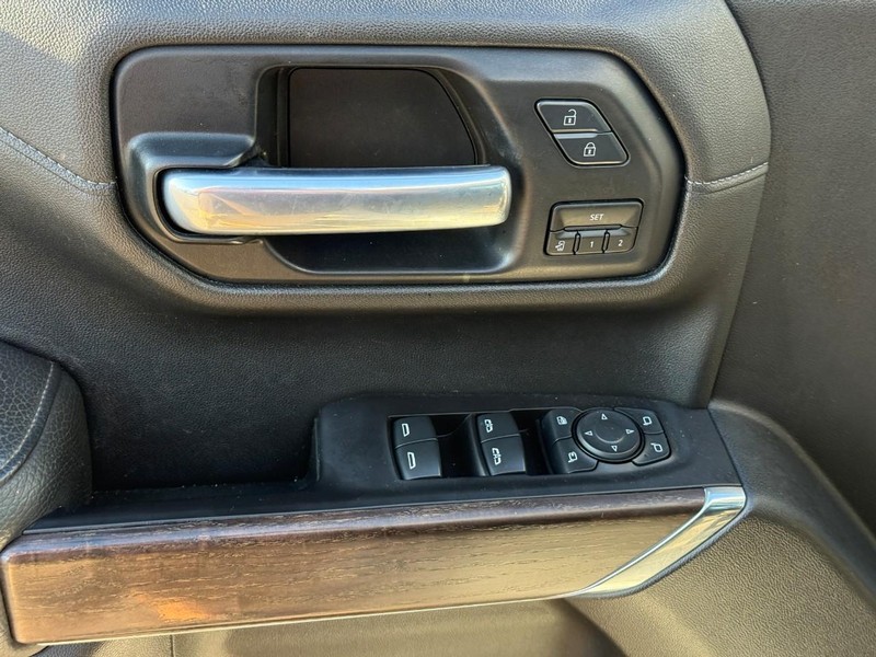 GMC Sierra 1500 Vehicle Image 17